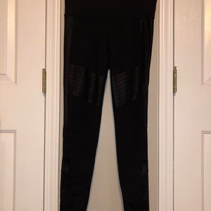 Athleta Moto Leggings Size Small